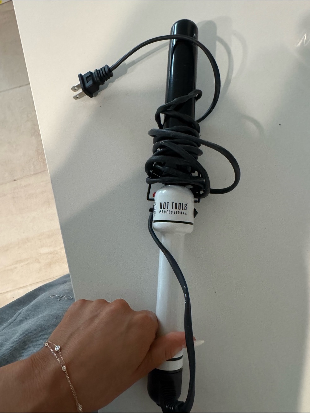 Hot Tools Curling Iron